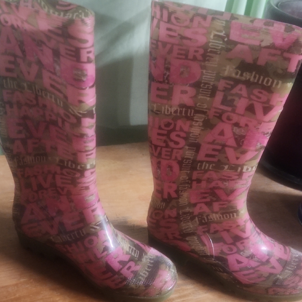 Fashion Brand Company Pink and Brown Patterned Rain Boots